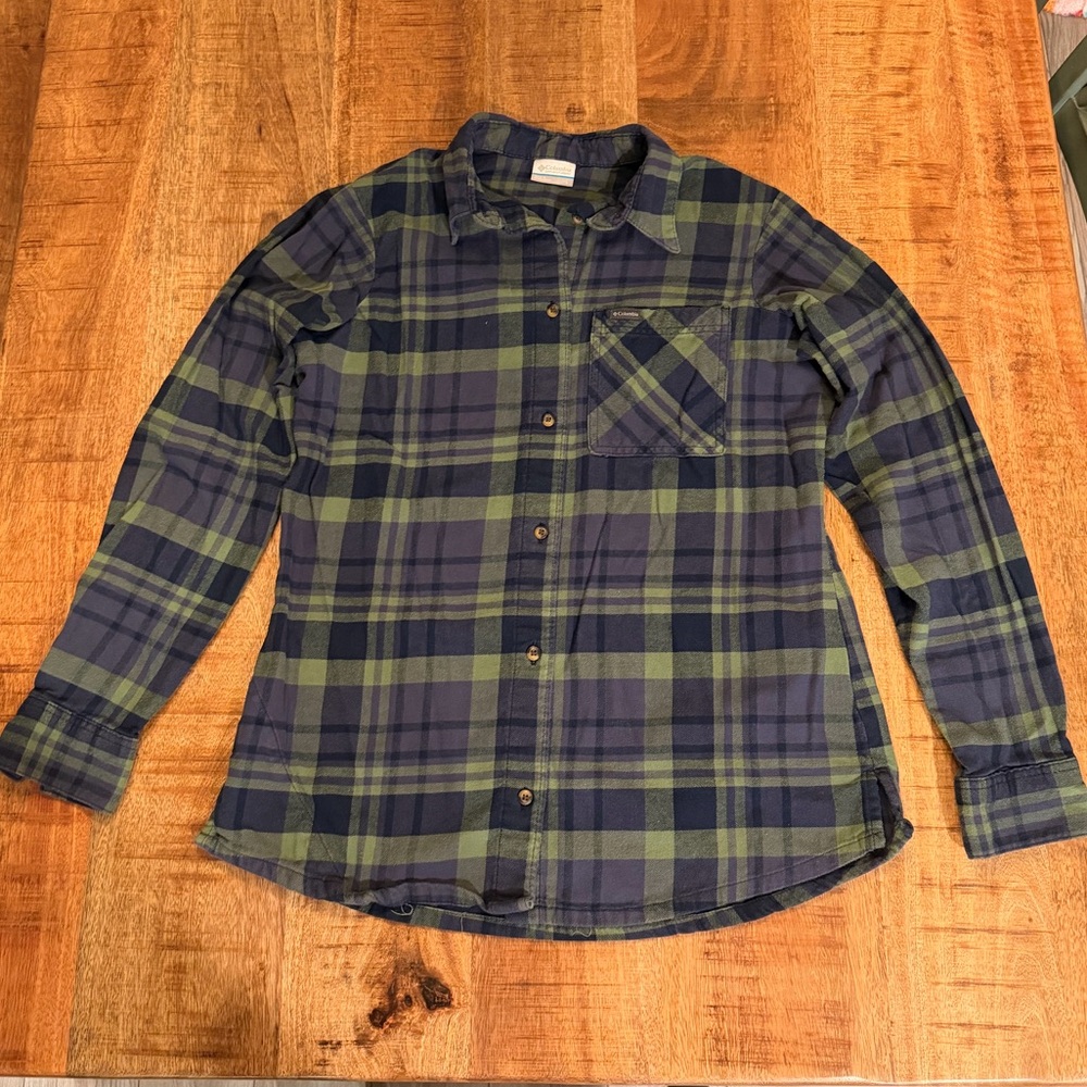 Columbia Navy and Olive Plaid Button Down Shirt